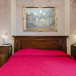 Via Roma Bed & Breakfast 3*