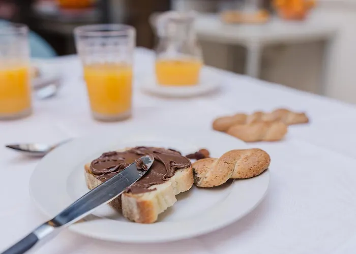 Via Roma Bed & Breakfast 3*